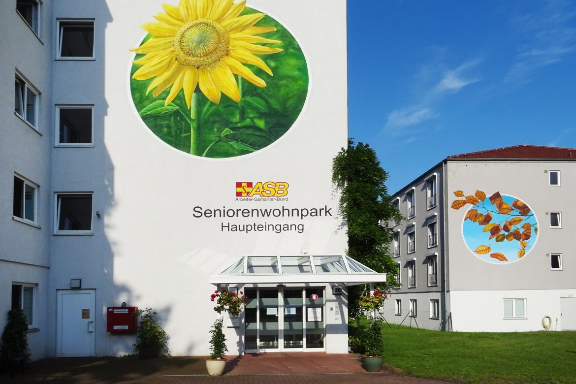 Haupteingang (2)_bearbeitet.jpg